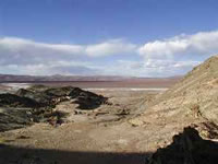 Salar del Hombre Muerto y la mina abandonada de Incahuasi. Prometimos volver con equipo de campamento. 